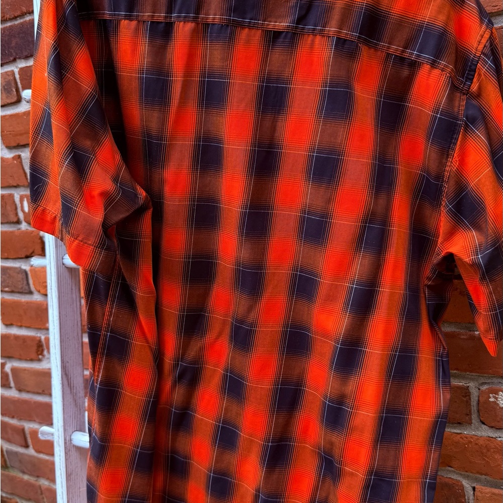 DIXXON Orange and Black Plaid Short-Sleeve Button-Up Shirt